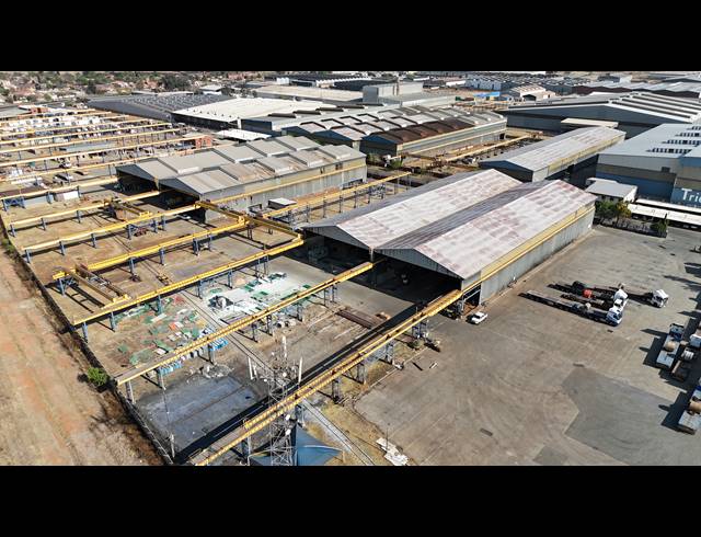 18,286M² WAREHOUSE FOR SALE IN ROODEKOP
